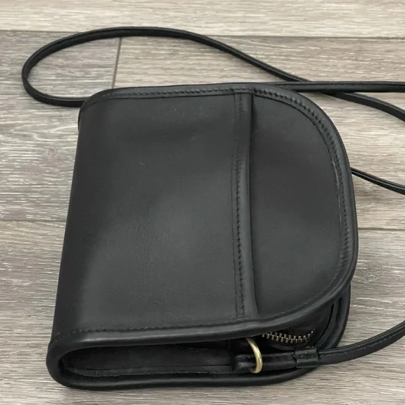 EUC Vtg Coach Black Leather Abbie Small Crossbody Bag J8U-9017 No Hang Tag - Picture 6 of 15